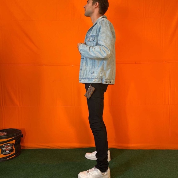 VINTAGE Denim Jacket - Picture 2 of 3